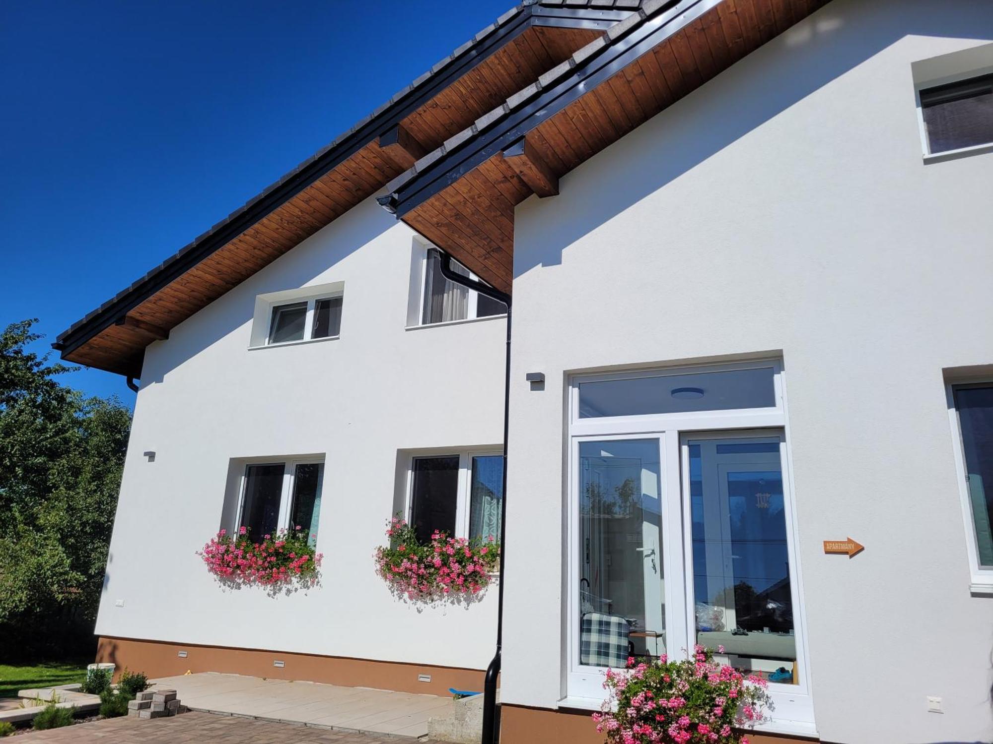Ziar Apartmany 43 Екстер'єр фото